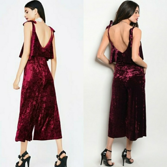⭐HP⭐last one Small Romantic Wine Velvet Culotte - Picture 5 of 8